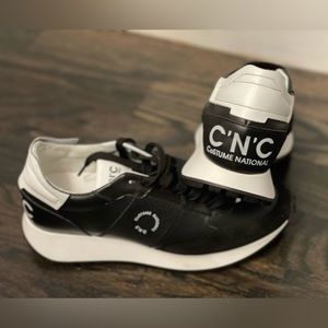 Custome National Men’s fashion runners